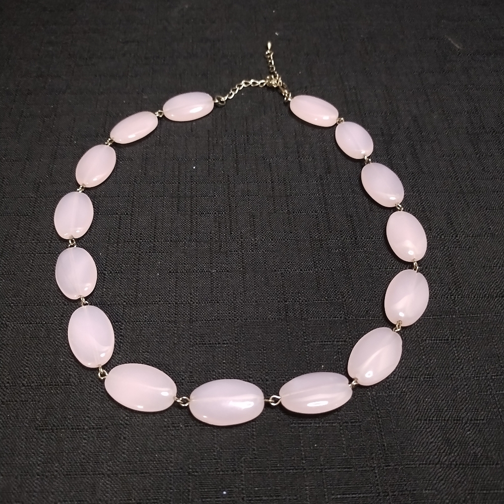 Elegant Light Pink Opaque Beaded Necklace Large Oval Beads - Picture 2 of 6